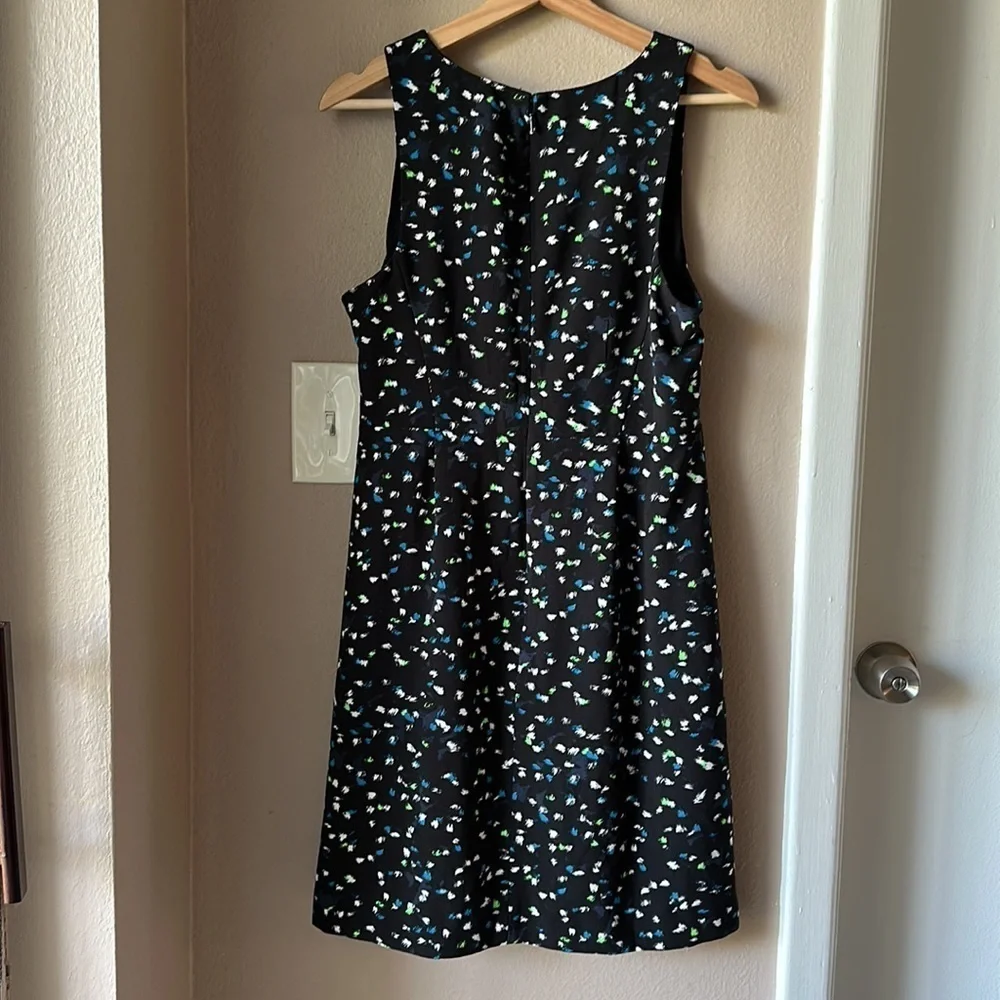 J. Crew size description